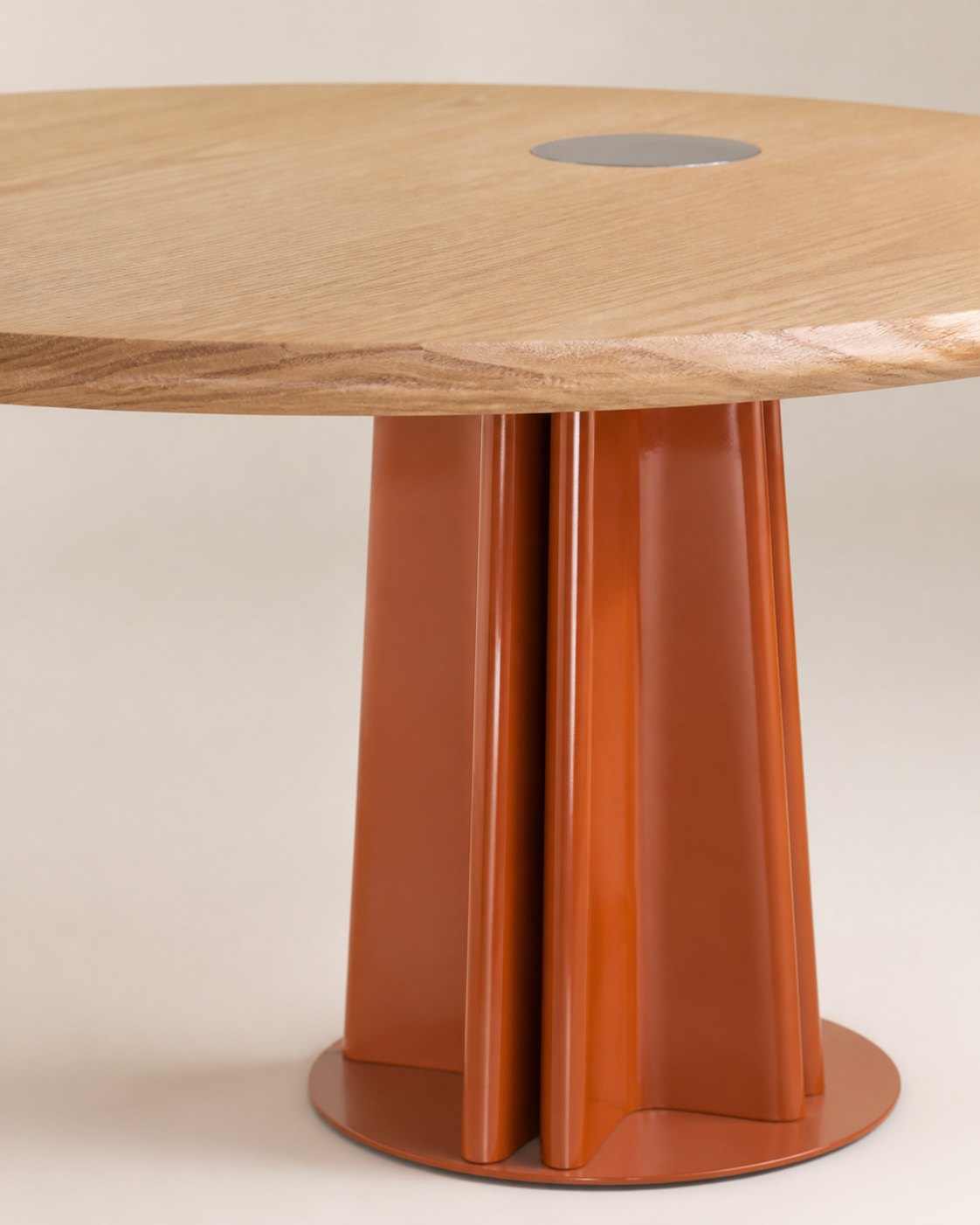 Arc Dining Table — material detail