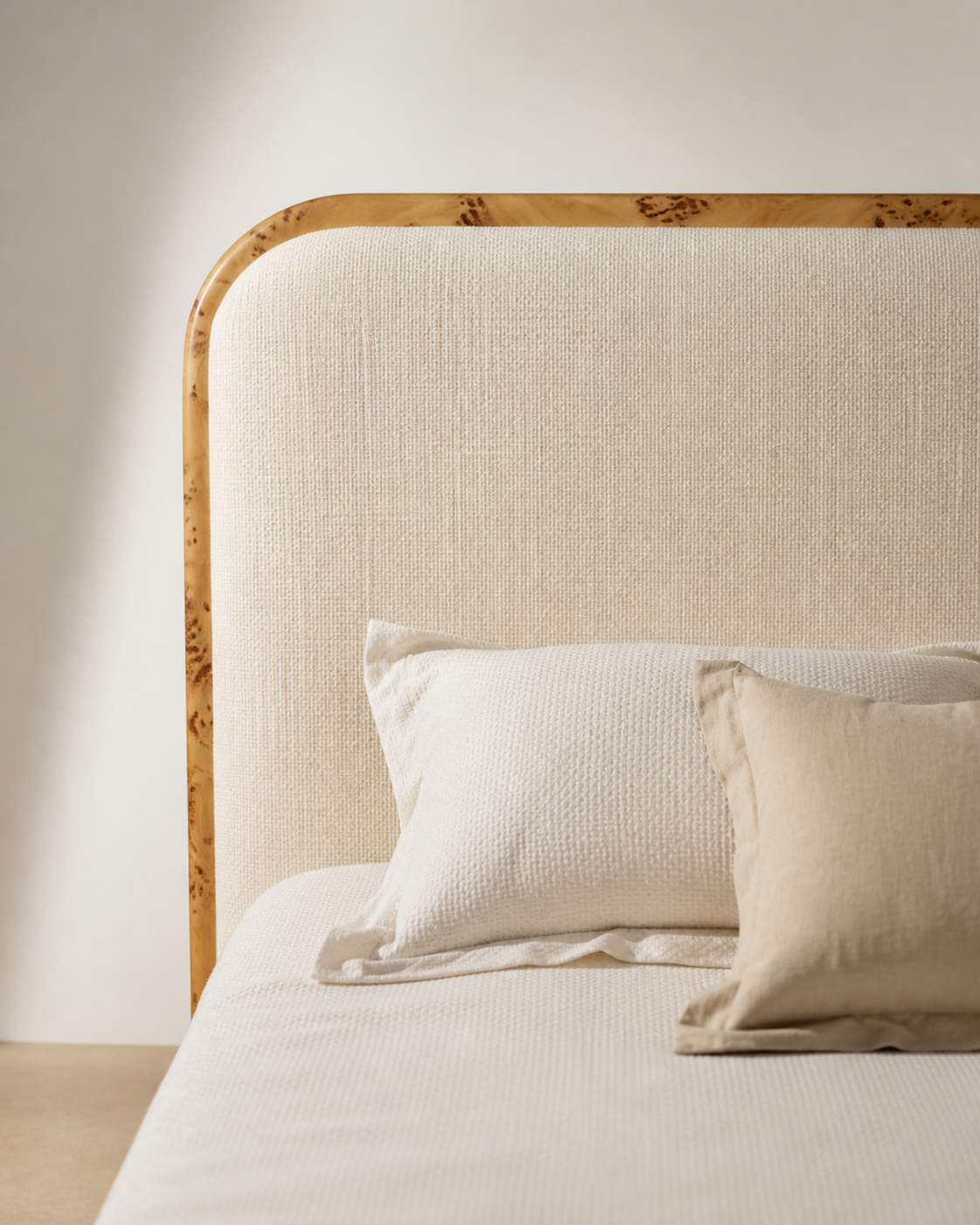 Halo Bed — material detail