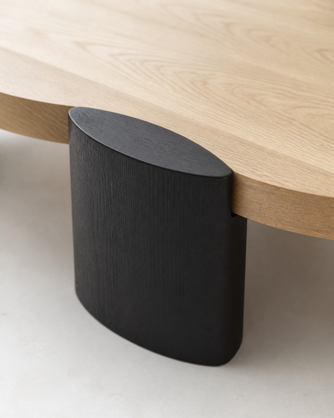 Runa Coffee Table — material detail